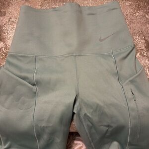 NWT Nike sage green go Legging XS